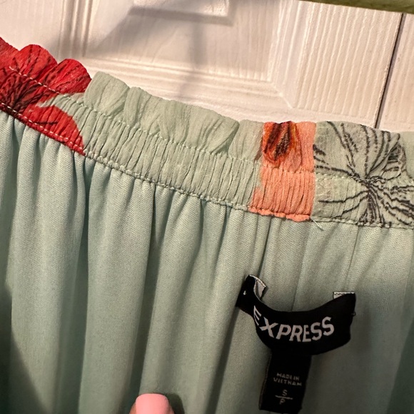 Express NWT high low dress. - Picture 4 of 7